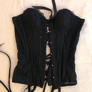 Savage X Fenty Embroidered Lace Corset